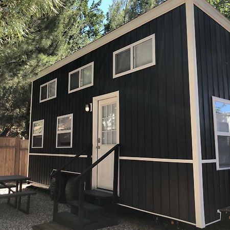 Hygge Tiny Home Hue-Gah Leeds Extérieur photo