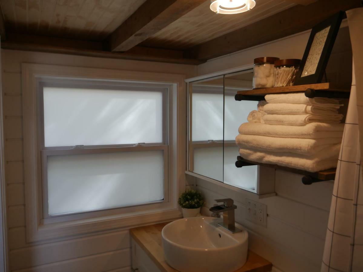 Hygge Tiny Home Hue-Gah Leeds Extérieur photo